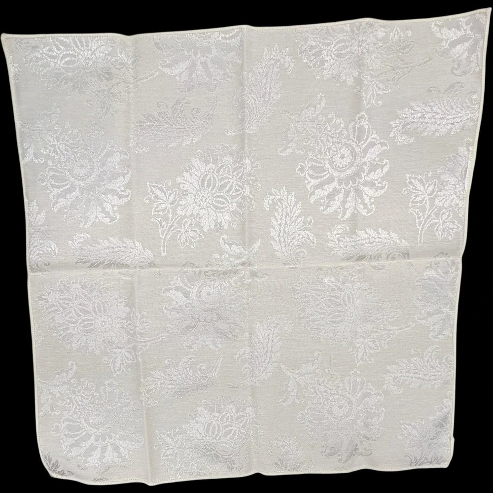 VTG Set of 4 Ivory XL Cream Damask Luncheon Dinner Napkins Floral 16‎ x 16